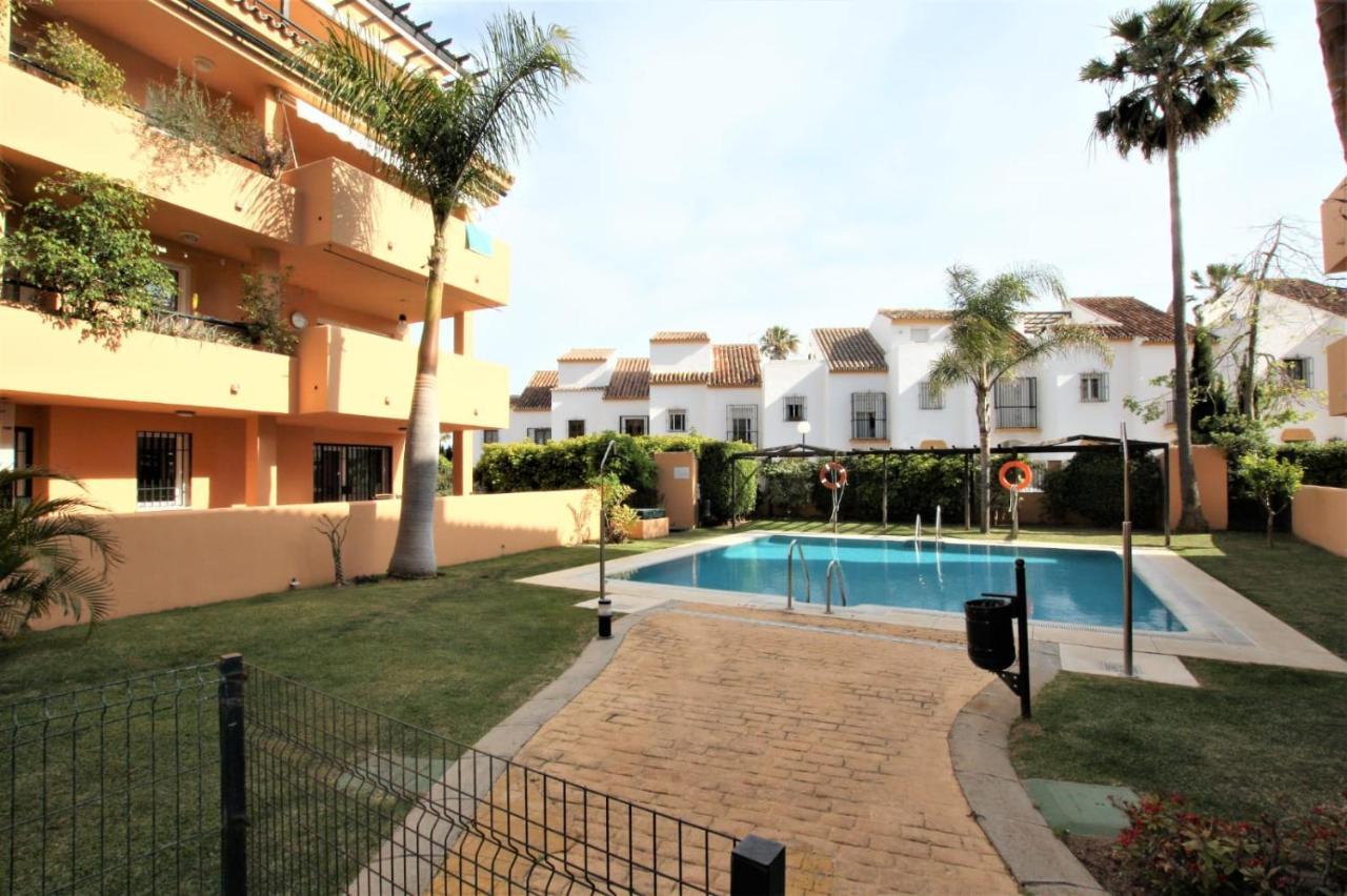 Apartamento Beachfront La Jacaranda Marbellac Extérieur photo